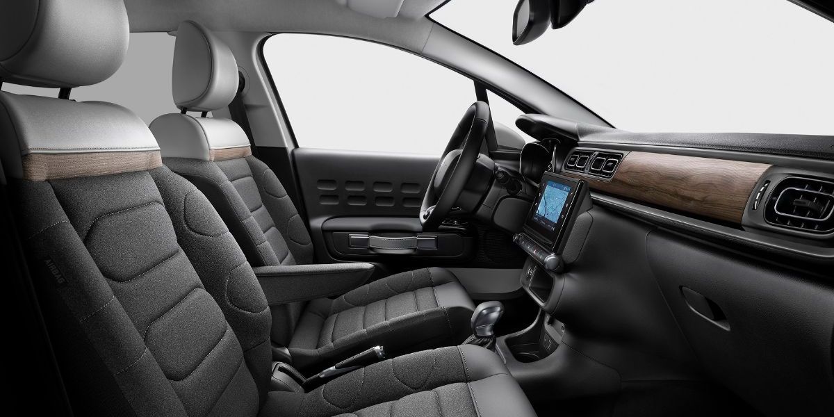 Interior do Novo Citroën C3, ambiente Techwood com destaque da consola de bordo