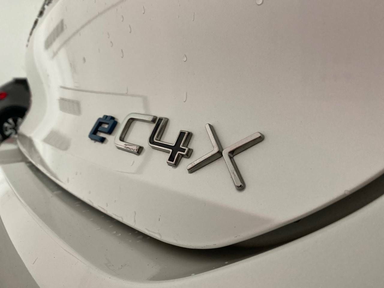 Citroën ë-C4 X C4 X 3 136cv (100KW) 50kWh Shine